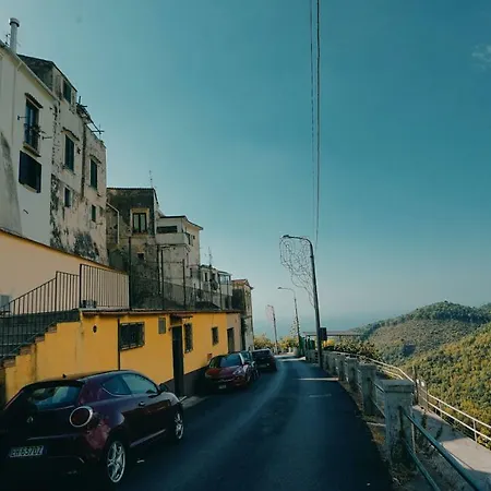 Alena Casa Vacanze * Vietri